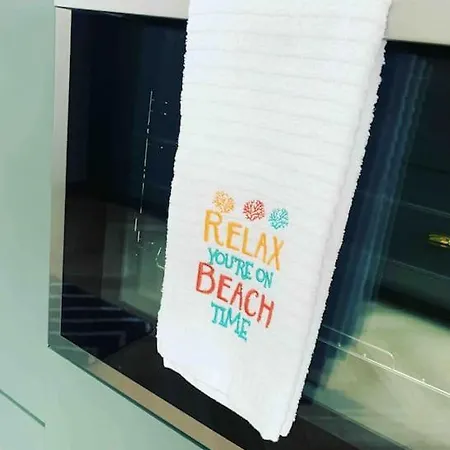 Mary's Seaview Clifden بيت للعطل