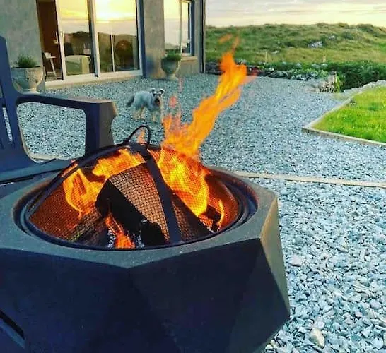 펜션 Mary's Seaview Clifden *