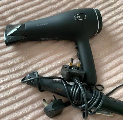 Mary's Seaview Clifden *