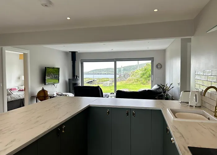Mary's Seaview Clifden * 골웨이