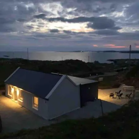 Mary's Seaview Clifden ゴールウェイ